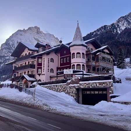 Albergo Conturina อัลบา ดิ คานาเซ ภายนอก รูปภาพ